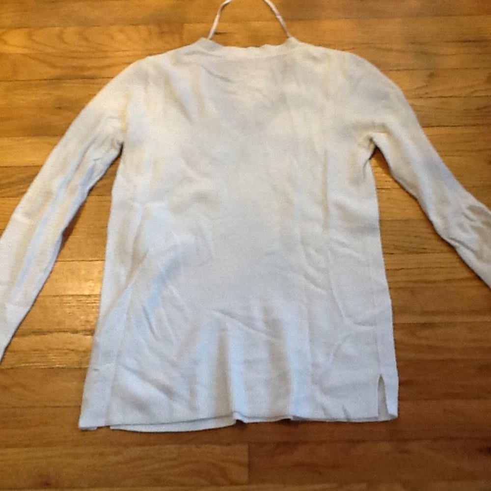 Ivory Textured V-Neck Tunic Sweater - Picture 6 of 7